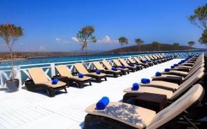 Bazén v ubytování Design Plus Seya Beach Hotel nebo v jeho okolí