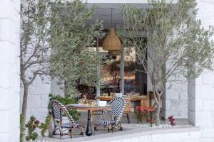 Restaurace v ubytování Design Plus Seya Beach Hotel
