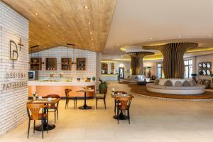 Restaurace v ubytování Design Plus Seya Beach Hotel