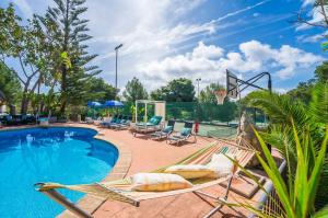 Бассейн в Ideal Property Mallorca - Sol de Mallorca 1 или поблизости