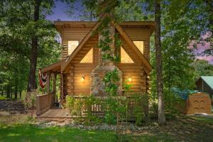 Zahrada ubytování Lil' Treehouse Cabin