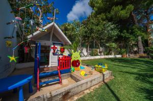 Plac zabaw dla dzieci w obiekcie Ideal Property Mallorca - Sol de Mallorca 2