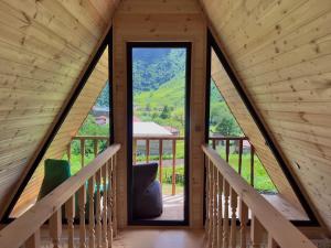 Balkón nebo terasa v ubytování Sno Woodland