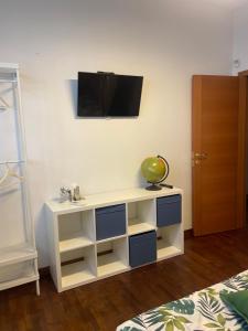 Μια τηλεόραση ή/και κέντρο ψυχαγωγίας στο BibiHouse