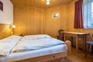 Postel nebo postele na pokoji v ubytování Lindenhof Apt 5
