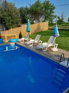 Πισίνα στο ή κοντά στο Apartman Čivović