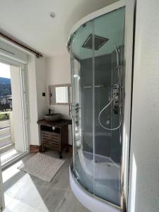 Ένα μπάνιο στο Gîte des douze mulets +16 φωτογραφίες