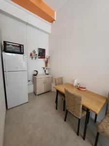 Cucina o angolo cottura di Hostel Near The Square