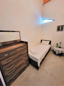 Letto o letti in una camera di Hostel Near The Square