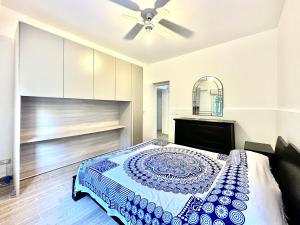 Ένα ή περισσότερα κρεβάτια σε δωμάτιο στο Villa Claudia