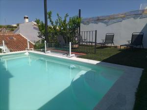 The swimming pool at or close to El Barranquillo
