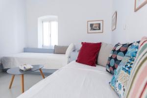 Posteľ alebo postele v izbe v ubytovaní Orasea Villa with private pool