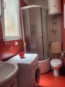 A bathroom at Riva Del Mare
