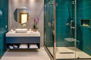 Et bad på Aura Suites