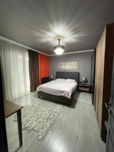Postel nebo postele na pokoji v ubytování Tatil evi