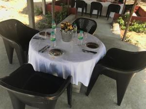 Restaurace v ubytování Chan Beach Resort