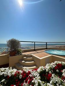 The swimming pool at or close to Piccadilly Penthouse with Jacuzzi