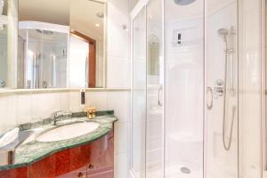 Koupelna v ubytování SEETELHOTEL Ostseehotel das Entdeckerhotel an der Ostsee und der perfekte Startpunkt für Ihre Inselabenteuer
