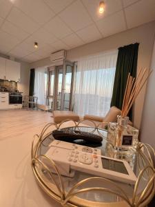 Η κουζίνα ή μικρή κουζίνα στο Krasta Home apartament Parking & With CITY & RIVER VIEW
