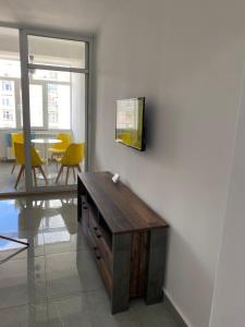 TV a/nebo společenská místnost v ubytování Casa Cojocaru