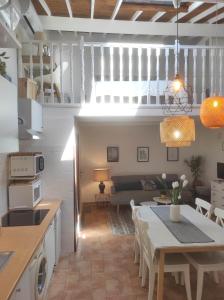 Kuchyňa alebo kuchynka v ubytovaní Chill Out Cabanon Coeur Calanques