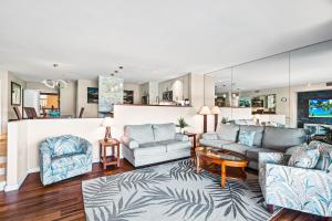 Ruang duduk di Kaanapali Royal C101