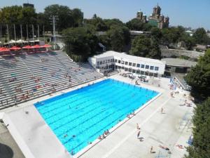 an overhead view of a large swimming pool at Stella Di Notte in Belgrade