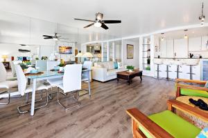 Posezení v ubytování Hololani B704