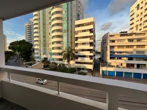 Μπαλκόνι ή βεράντα στο Apartamento -Laguito-Bocagrande +6 φωτογραφίες