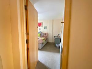Posezení v ubytování Lovely double room with private bathroom and Double room with shared toilet & PARKING FREE