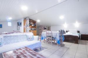 Posteľ alebo postele v izbe v ubytovaní Apartment Liolios #7