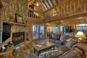 Χώρος καθιστικού στο Mountainview Getaway