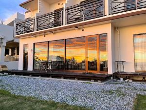 Το κτήριο όπου στεγάζεται  το ξενοδοχείο +38 φωτογραφίες