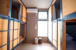 Gallery image of LOCOMOTION COFFEE AND BED in Tateyama