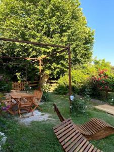 Gallery image of Jolie maisonnette in Niozelles