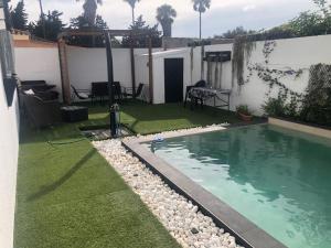 Bazén v ubytování Casa “el limón” nebo v jeho okolí