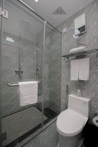 Koupelna v ubytování M9 Kirirom Hotel