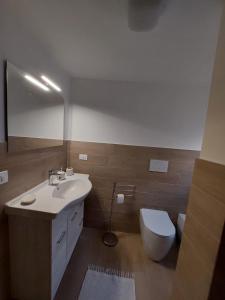 A bathroom at Casa Paola Még 12 kép