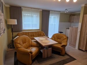 Кухня или мини-кухня в Ferienwohnung Teltow 2
