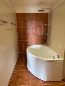Koupelna v ubytování Spacious 2-bedroom apartment with sauna