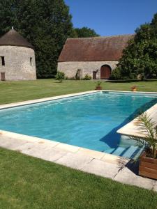 Piscina a Le Colombier de Hanches - Teritoria o a prop