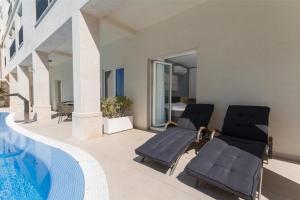 Bazén v ubytování Apartment Julia Umag nebo v jeho okolí