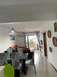 Area soggiorno di Spacious beach property in Flic en Flac