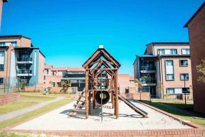 Ο χώρος παιχνιδιού για παιδιά στο The Waterfallcity Charm next to Mall of Africa