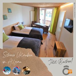 ein Hotelzimmer mit 2 Betten und einem TV in der Unterkunft Vital Lodge Allgäu mit Oberstaufen PLUS in Oberstaufen