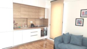 Kuchyň nebo kuchyňský kout v ubytování Apartments LORA in Bonila