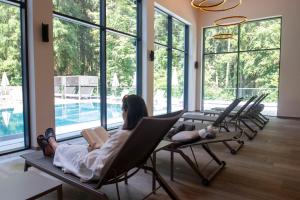 Basen w obiekcie Aktivhotel Waldhof lub w pobliżu