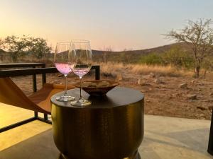 Drankjes bij Lodge Damaraland