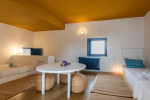 Posezení v ubytování Hidesign Athens Villa In Sounio