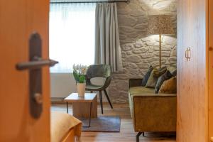 Istumisnurk majutusasutuses Hotel Alpenrose